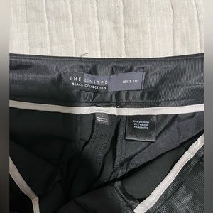 Women’s The Limited black pants